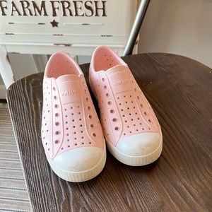 Natives size 1 Jefferson Big Kid Pink